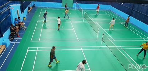 badminton court near me to play